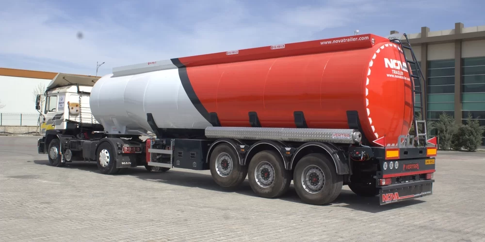 TANKER TRAILER